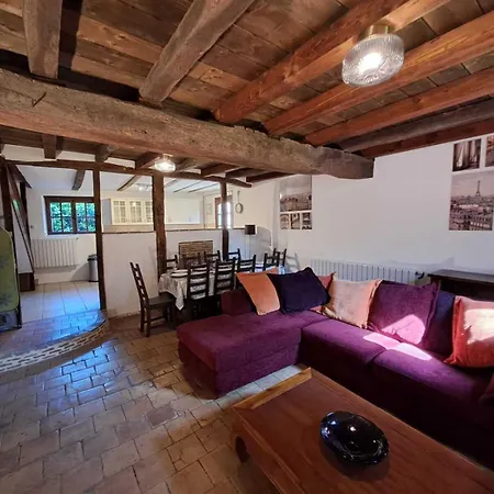 別荘 Les Quatre Chenes *