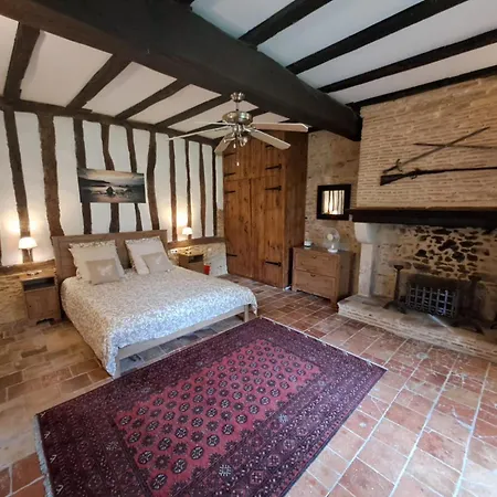 別荘 Les Quatre Chenes