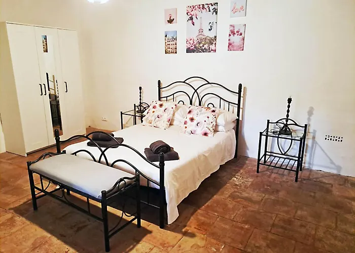 Les Quatre Chenes Le Fleix